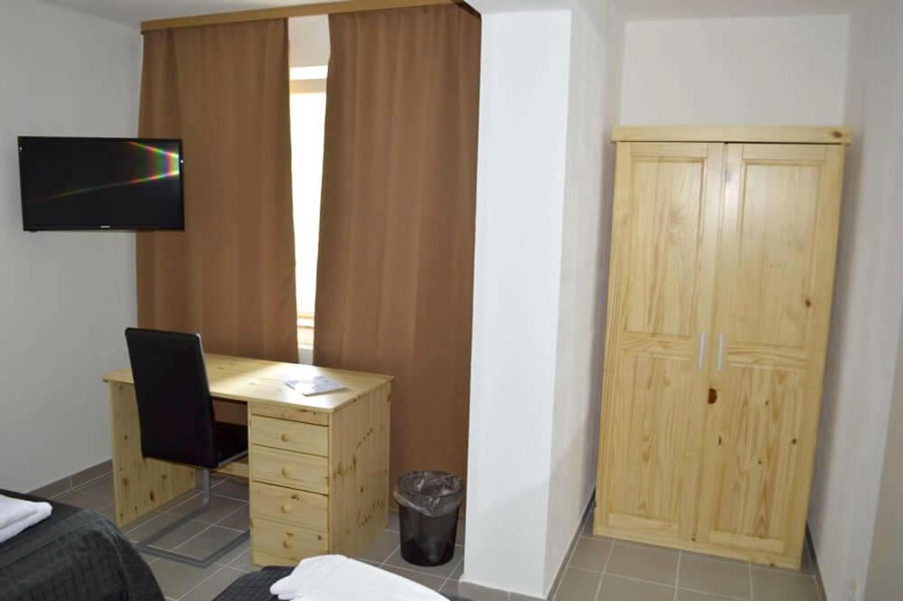 Zwei Raben Pension Mainz Exterior photo